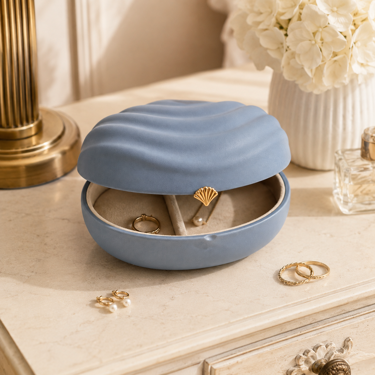 HasnFxz™ Ripple Shell Keepsake Box